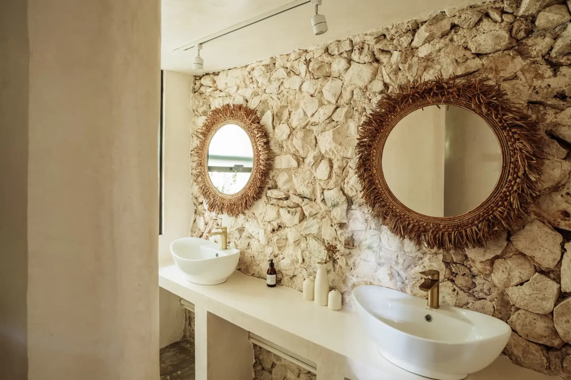 Begin your retreat at Onze Xpuha
